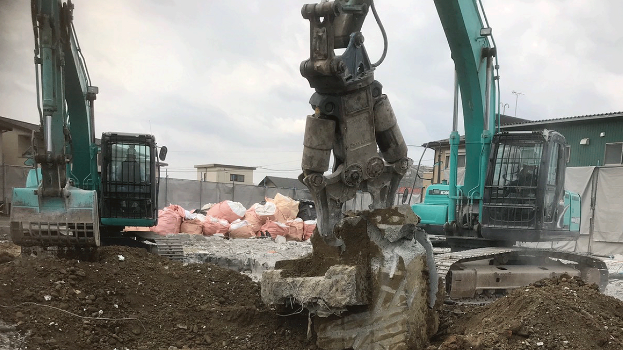 建物解体工事・産業廃棄物収集運搬業・土木工事・リフォーム事業・販売事業の三建グループ株式会社の各種工事写真6