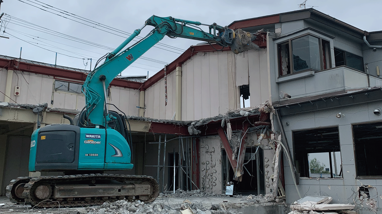 建物解体工事・土木・産業廃棄物収集運搬業・土木工事・リフォーム事業・販売事業の三建グループ株式会社の各種工事写真7